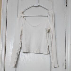 Elegant White Ribbed Women's Top Puffy Sleeve